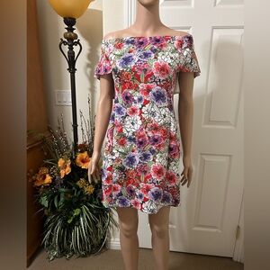 Alexia Admor floral off-the-shoulder flutter sleeves mini dress. Size 10.
